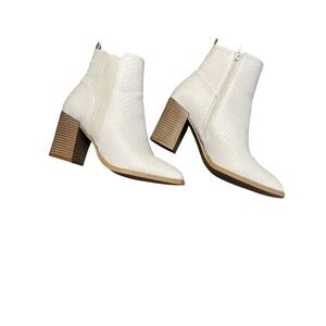 Jessica Cline Destiny Snakeskin Ankle Boot 8.5M White Square Toe Block Heel Edgy